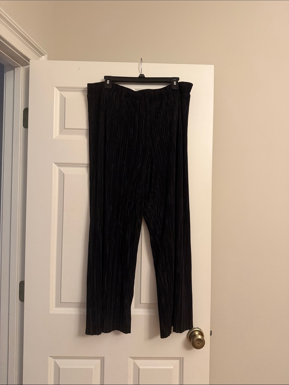 Anne Klein Black Pleated Trousers